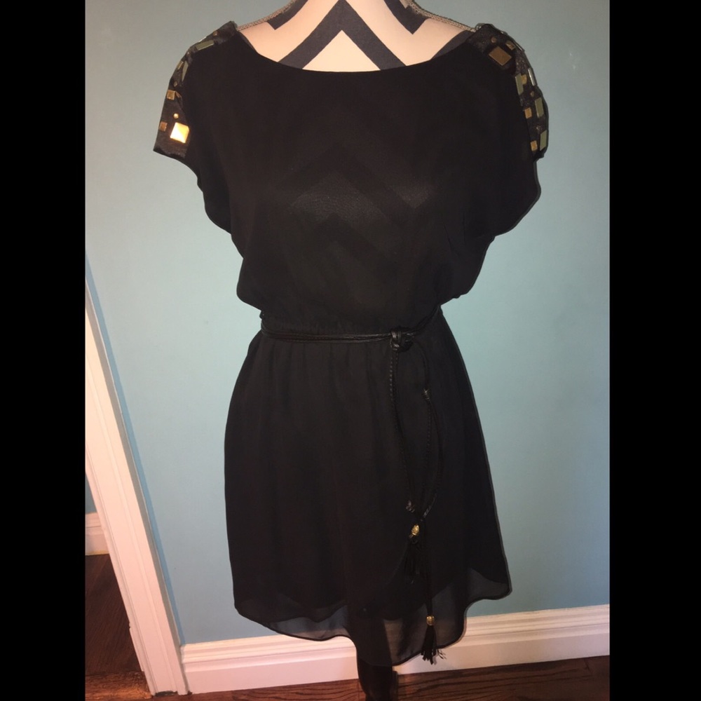 Fervente black dress